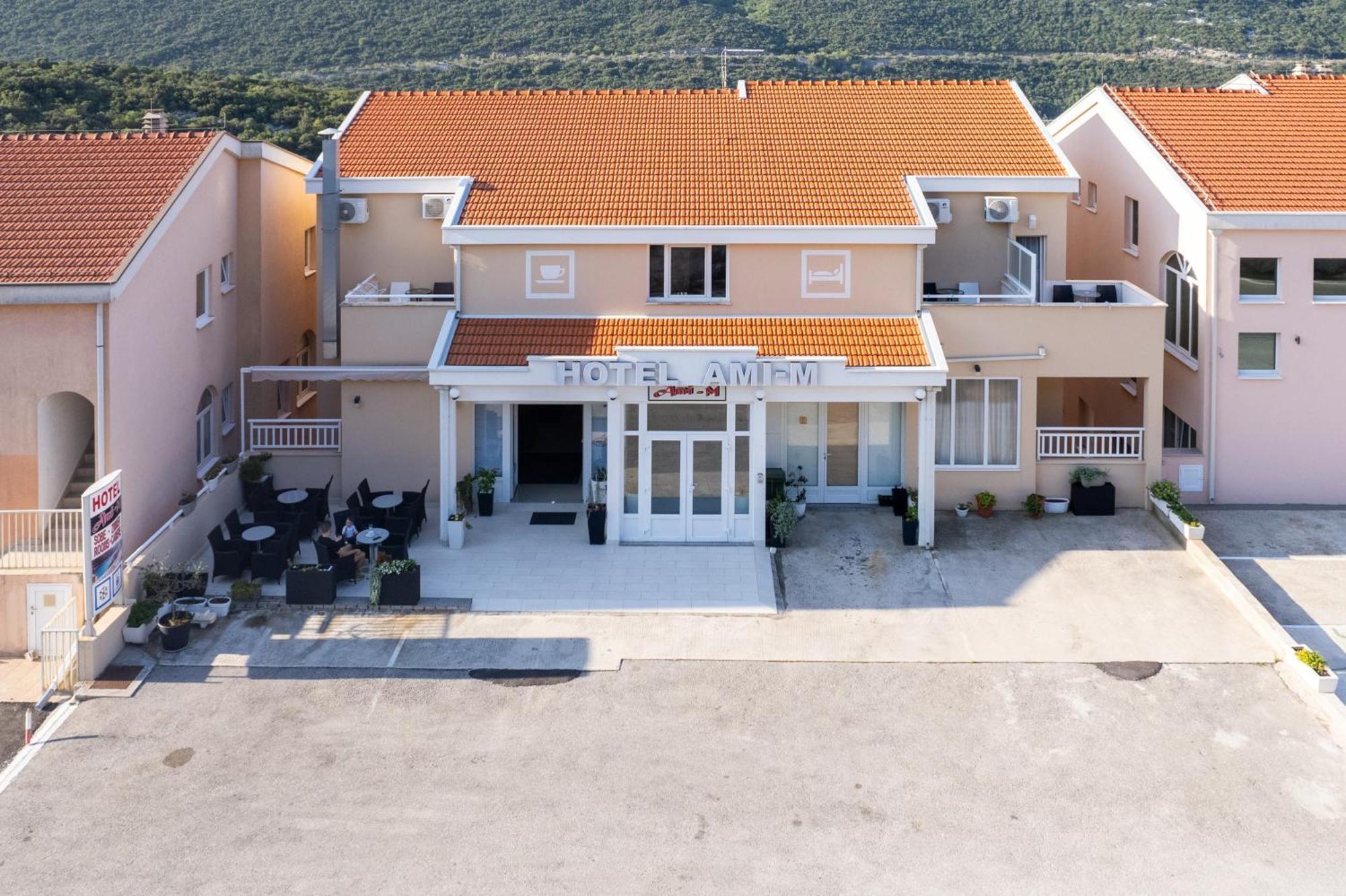 Hotel Ami - M Neum Exterior foto