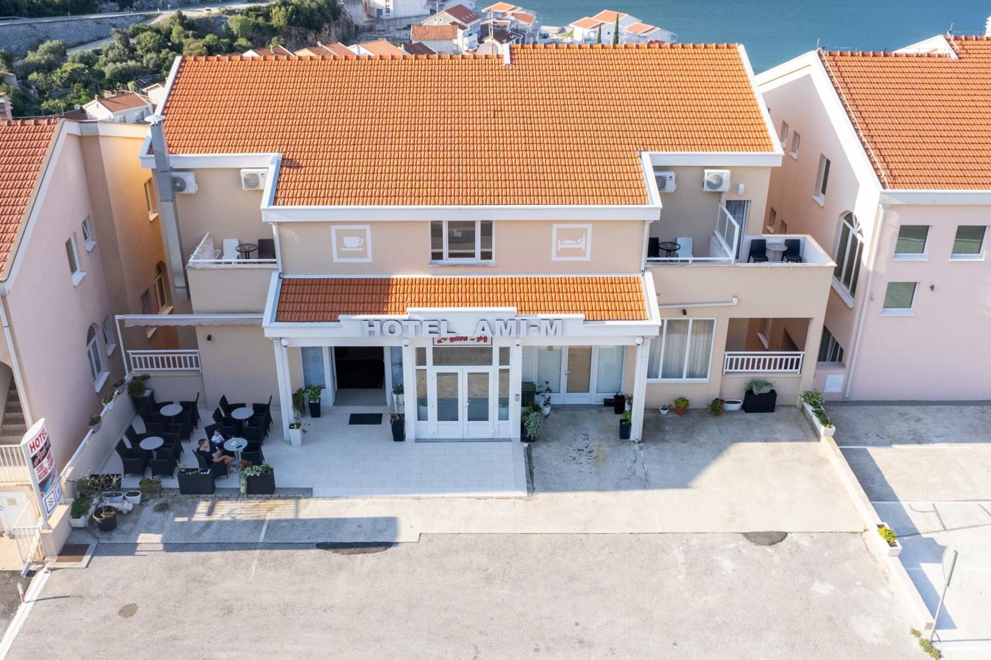 Hotel Ami - M Neum Exterior foto